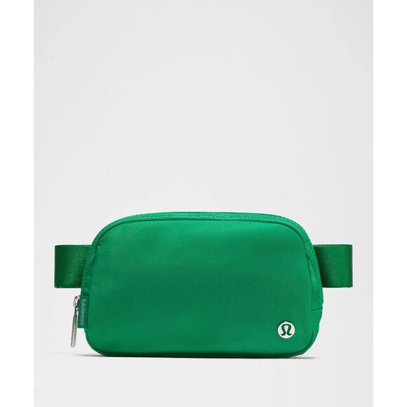 Everywhere Belt Bag 1L - Raceway Green - Picture 1 of 5